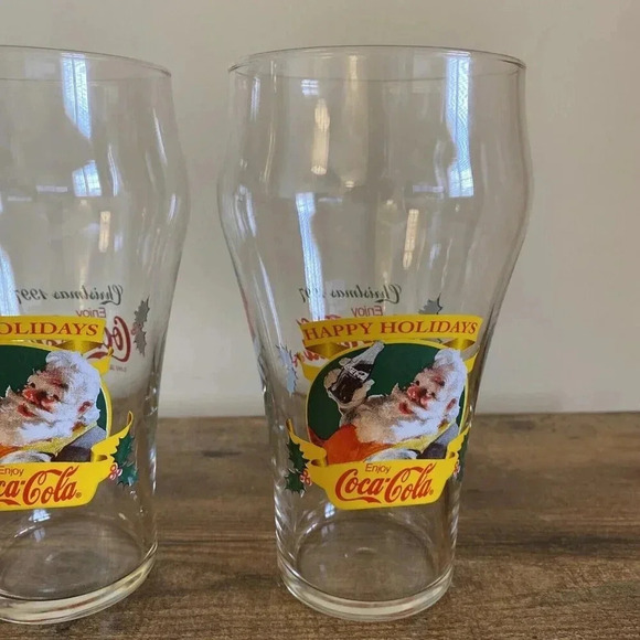 2 Vintage Enjoy Coca-Cola "Christmas 1997" Santa Clause "Happy Holidays" Glasses - Picture 3 of 8